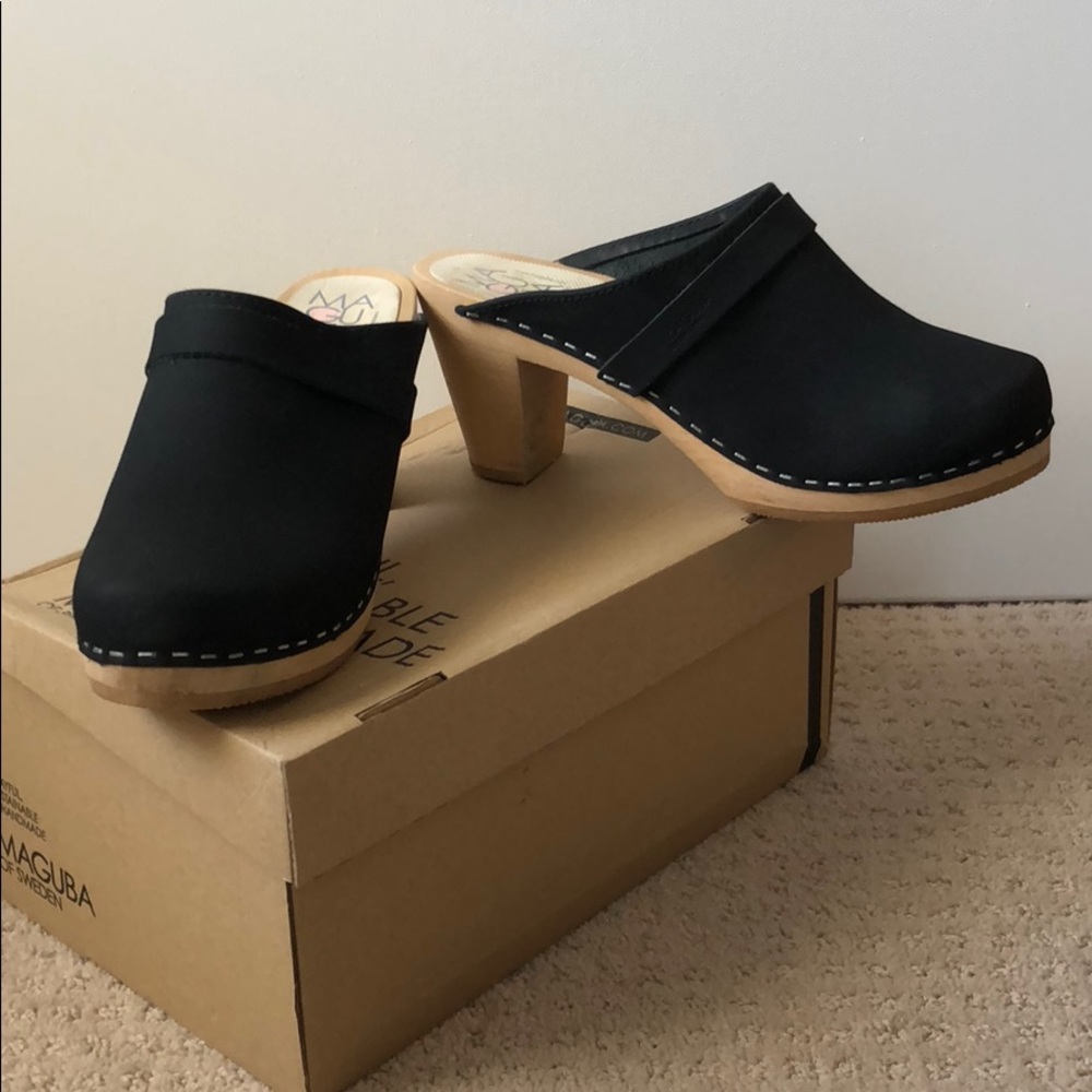 Maguba of Sweden black clogs
